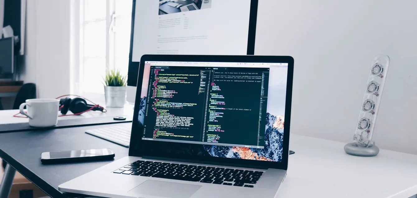 Featured image for Explainable AI (XAI): Building Trust and Transparency in AI-Driven Enterprise