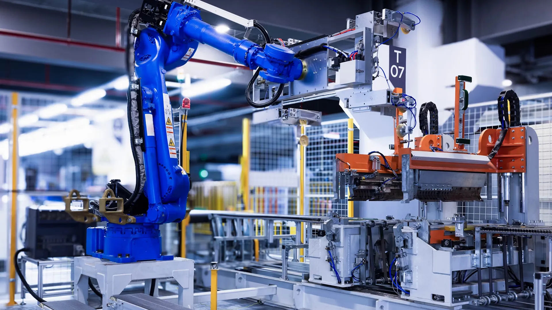 Hero image for the success story: Logistics and mobility: fleet intelligence and digital transformation